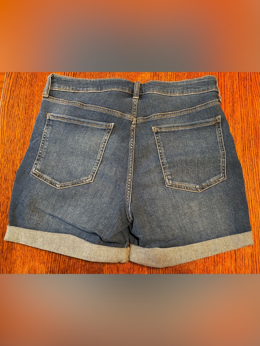 Old Navy High-Rise WOW Denim Shorts Women 14 Rolled Cuff New Moon - Picture 3 of 5